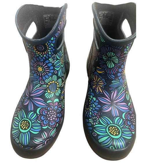 BOGS Bloom Women’s Waterproof Rain Boots – Floral Print – Size 6 - Picture 3 of 5